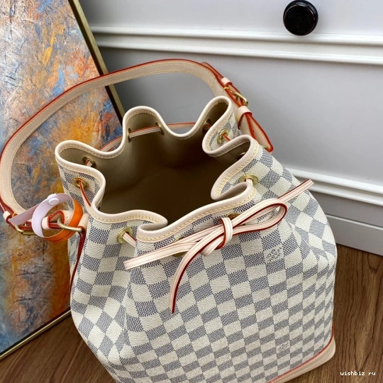 WIS NOÉ VUITTON LOUIS 0228